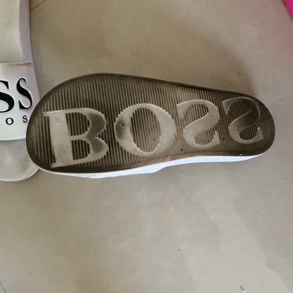 Hugo Boss slides - Picture 3 of 3